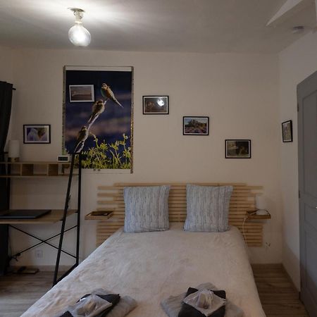 Studio Dans Le Luberon Cereste Экстерьер фото