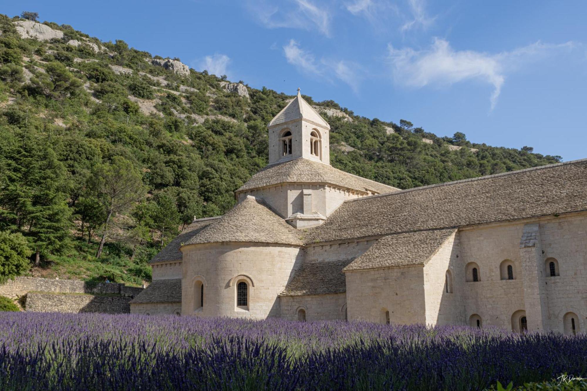 Studio Dans Le Luberon Cereste Экстерьер фото