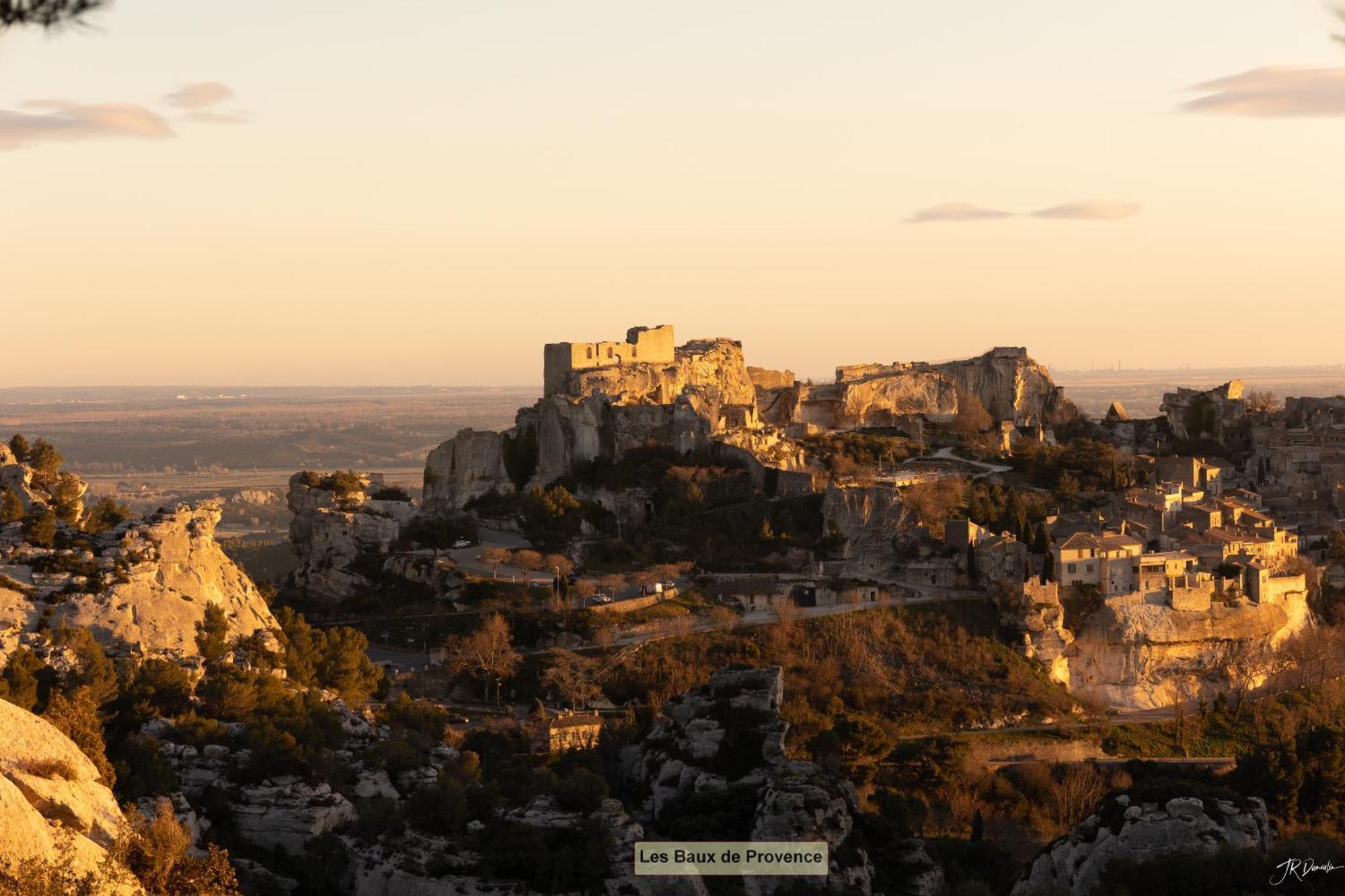 Studio Dans Le Luberon Cereste Экстерьер фото