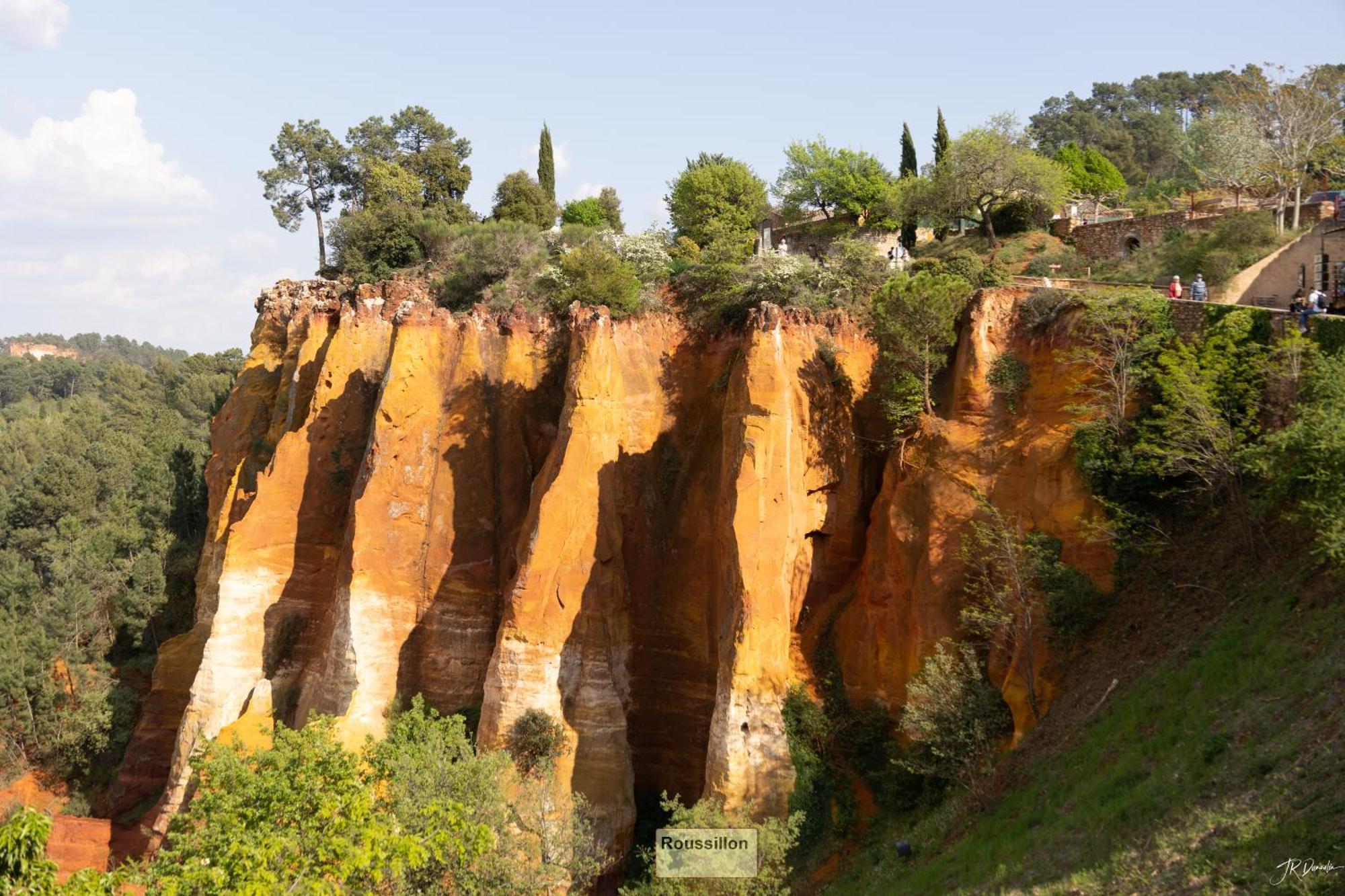 Studio Dans Le Luberon Cereste Экстерьер фото